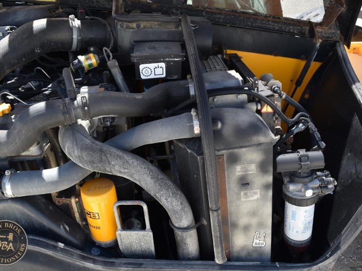 2018-jcb-512-56-image-33