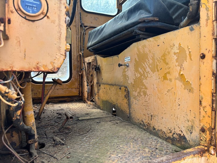 caterpillar-d3c-xl-image-33