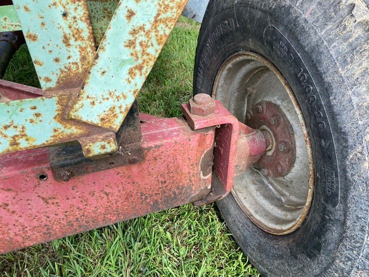 parker-2600-gravity-wagon-image-21
