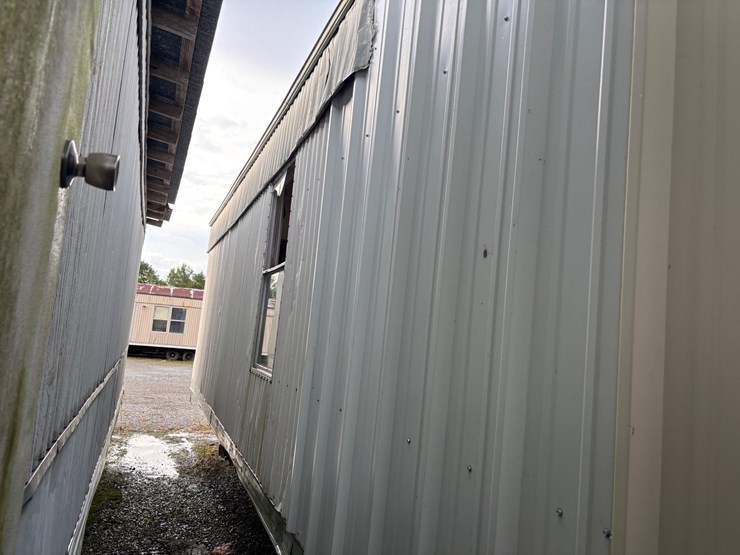 #306-•-mobile-home-image-17