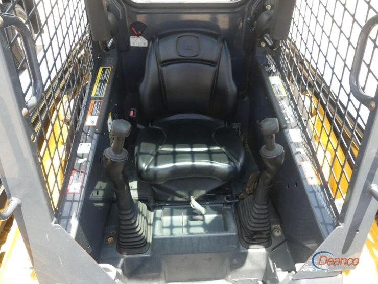 deere-328d-image-9