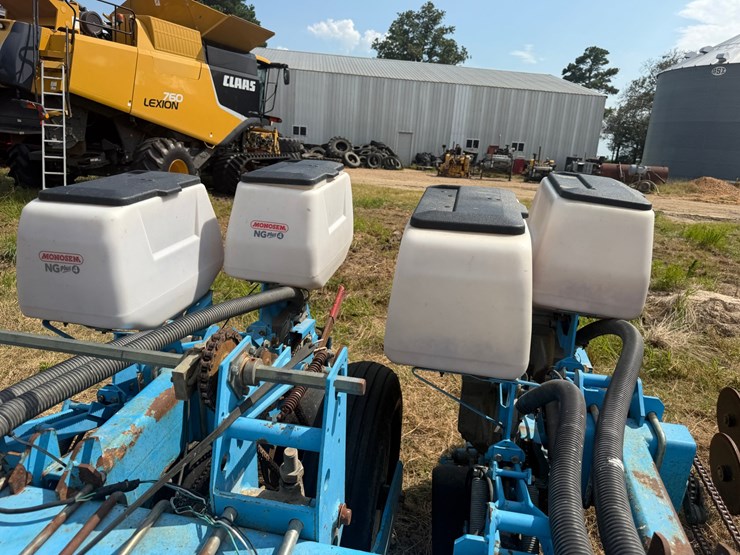 #51909-•-monosem-12-twin-row-38"-center-planter-05a116-inv#51909-image-135