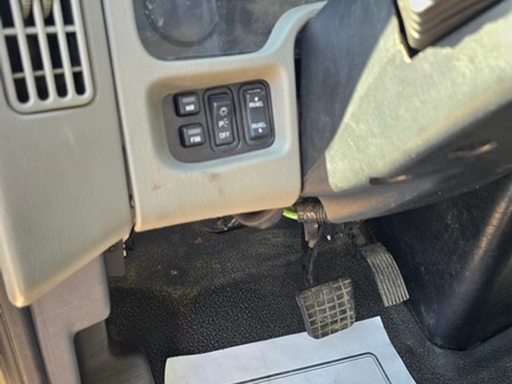 2011-international-durastar-4300-image-34