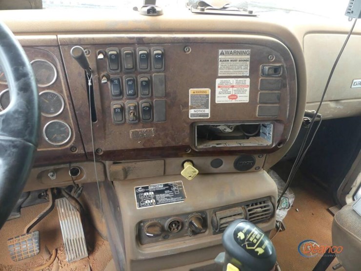 2006-mack-granite-cv713-image-20