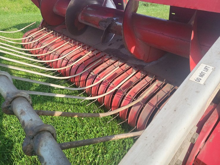 gehl-1065-tandem-axle-forage-chopper-w/2-heads---nice-image-61