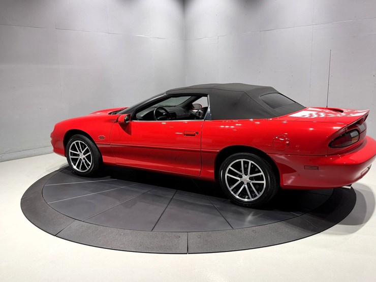 #1517-•-2002-chevrolet-camaro-ss-image-4