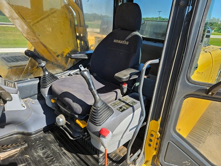 2006-komatsu-pc300-lc-image-66