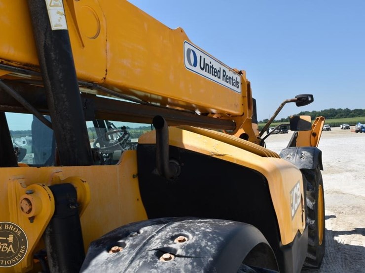 2018-jcb-512-56-image-31