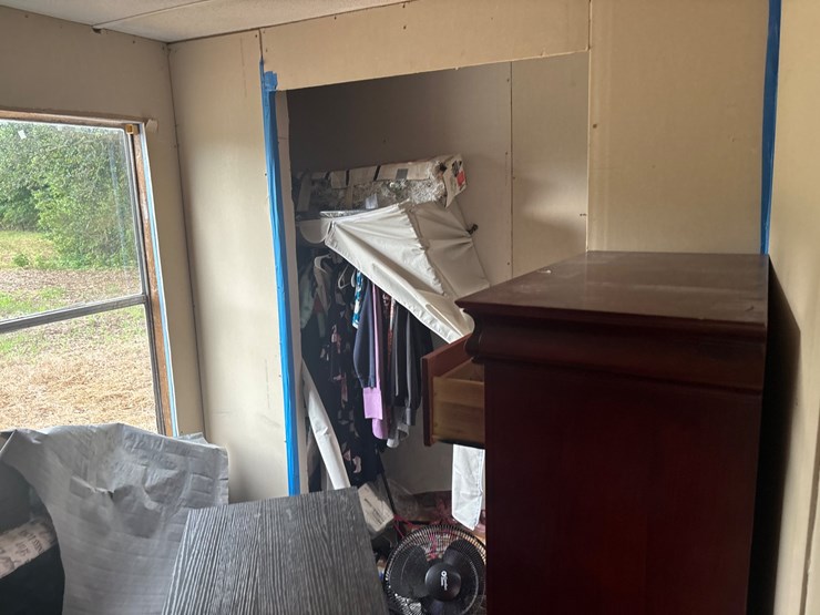 #303-•-mobile-home-image-19