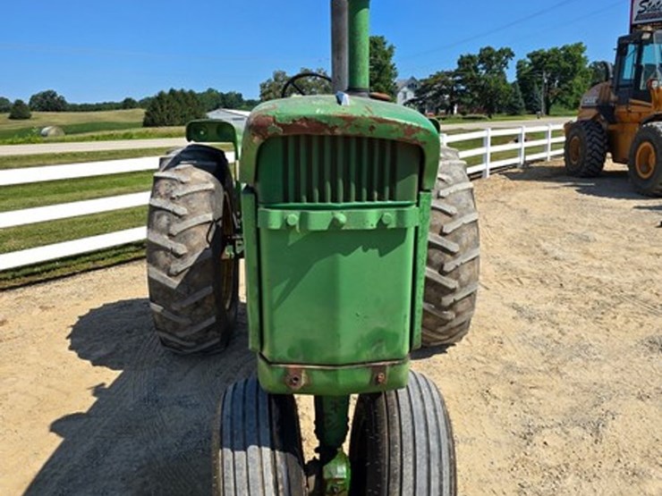 john-deere-4020-image-11