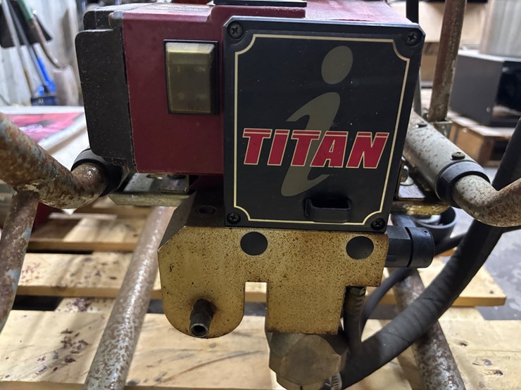 #412-•-titan-t40i-paint-sprayer-for-parts/-repairs-image-7