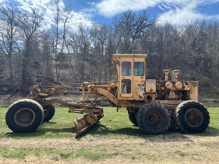 caterpillar-d3c-xl-image-2