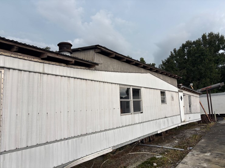 #305-•-mobile-home-image-6
