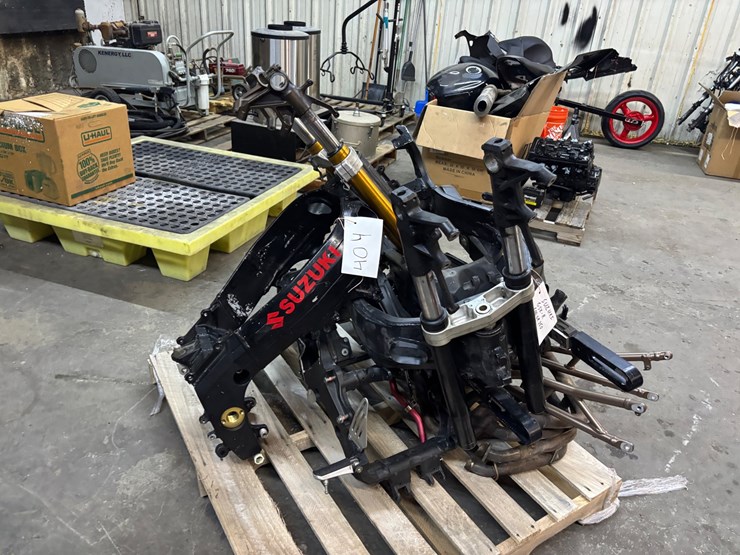 #404-•-lot-of-parts-for-suzuki-gsx/r-image-7