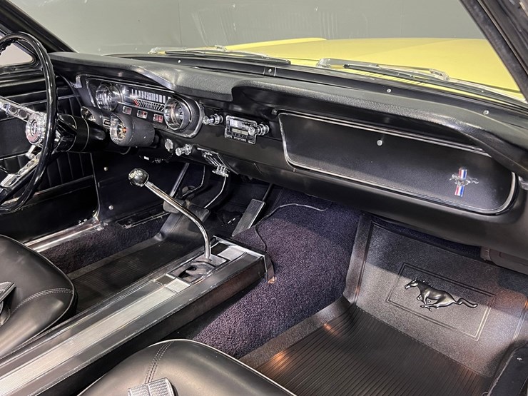 #1512-•-1965-ford-mustang-convertible-image-63