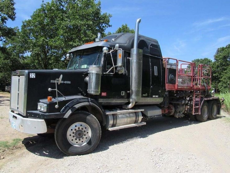 2007-western-star-4900sa-image-2