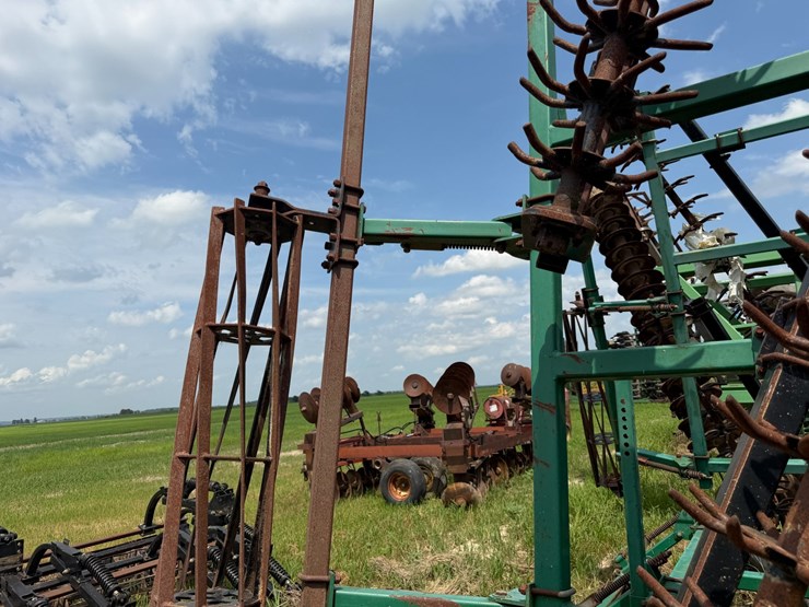 great-plains-3000tt-image-66