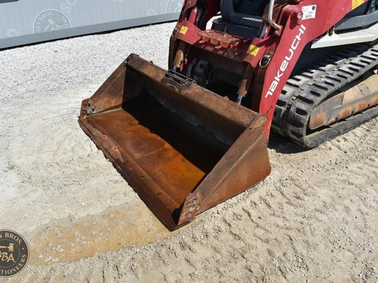 takeuchi-tl10v2-image-37