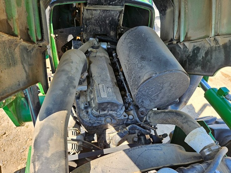 john-deere-5205-image-17