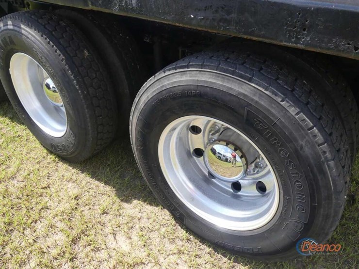 2014-kenworth-t800-image-4