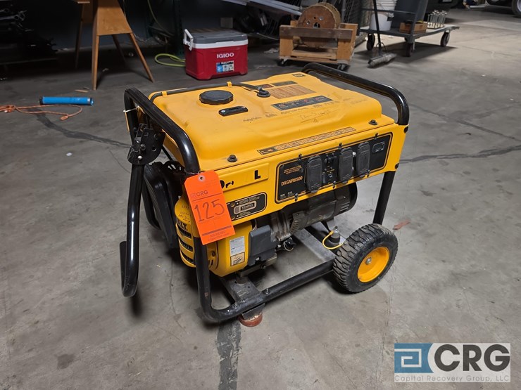 dewalt-dxgnr6500-portable-generator-image-1