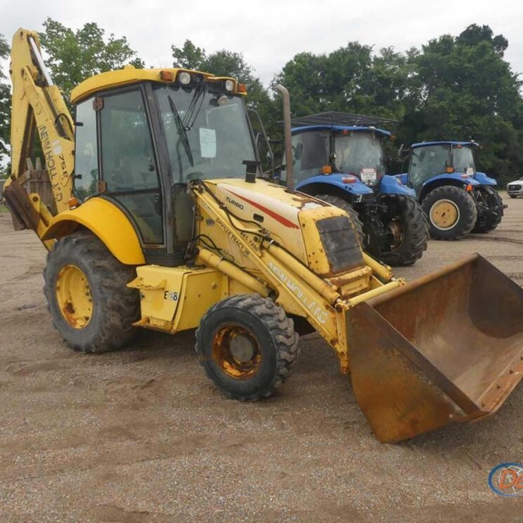 NEW HOLLAND LB75B