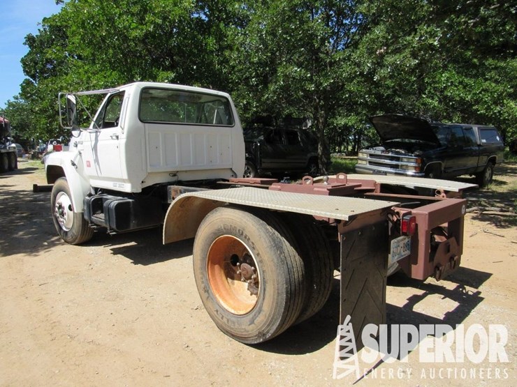 1994-ford-f700-image-2