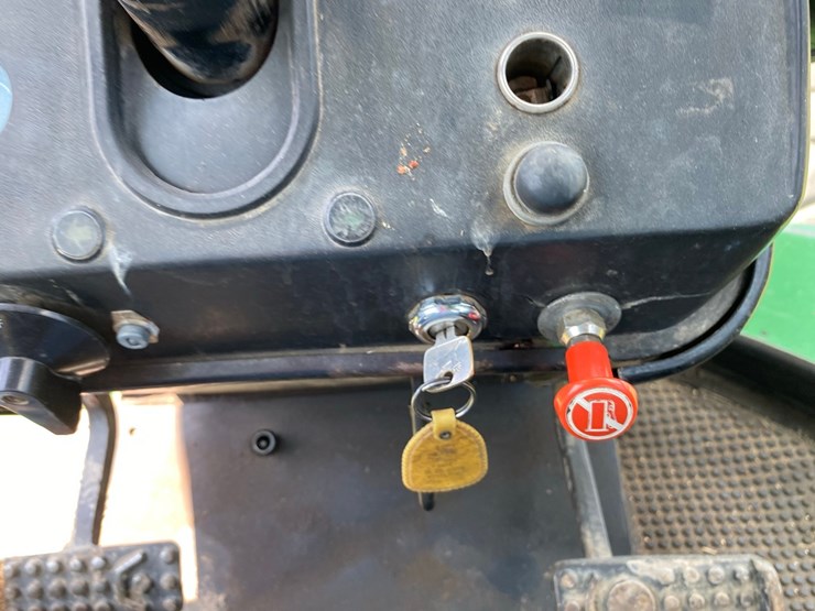 john-deere-8430-image-56