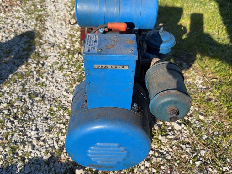 (2)-small-gas-generators-image-5