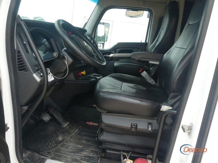2022-kenworth-t680-image-14