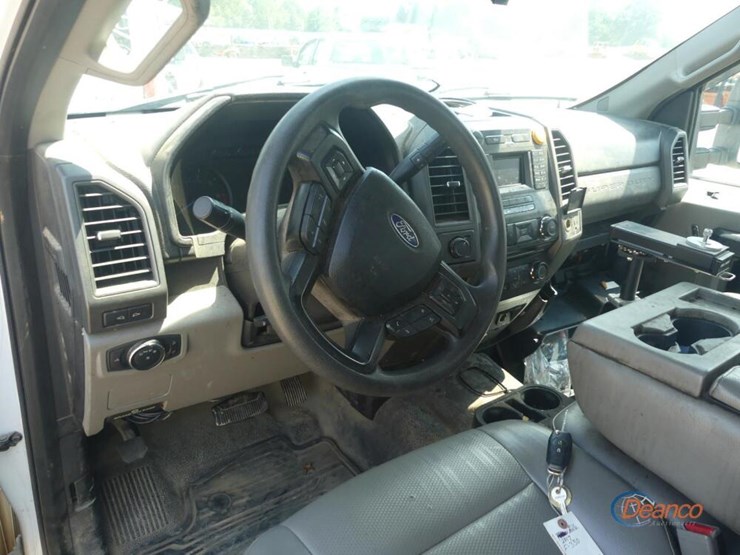 2017-ford-f350-image-10