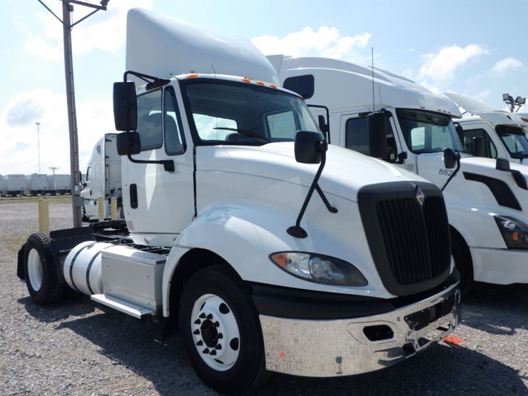 2018-international-prostar-image-3