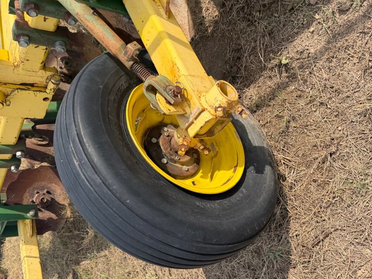 #51910-•-roll-a-cone-12-row-38"-spacing-hipper-10-3218-inv#51910-image-12