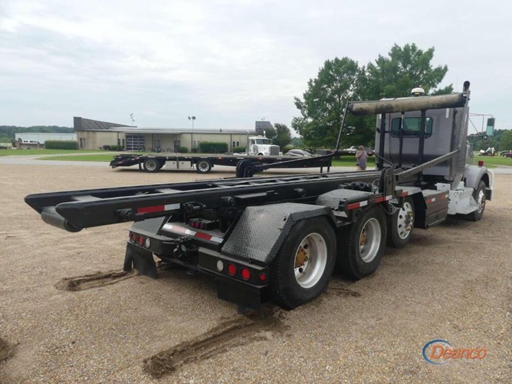 2012-kenworth-t800-image-2