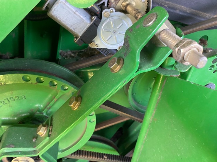 john-deere-9670-combine-4x4-image-27
