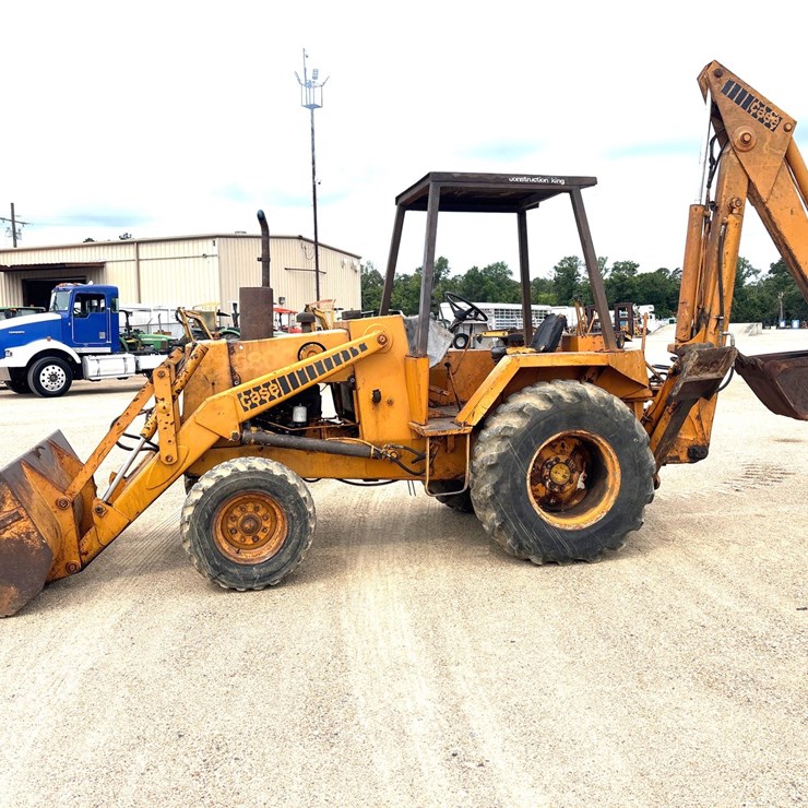 CASE 580
