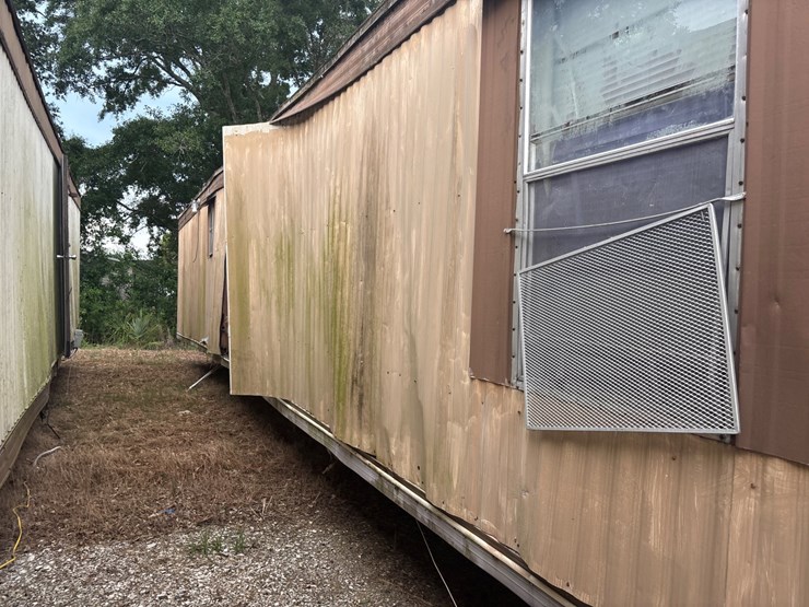 #302-•-mobile-home-image-3