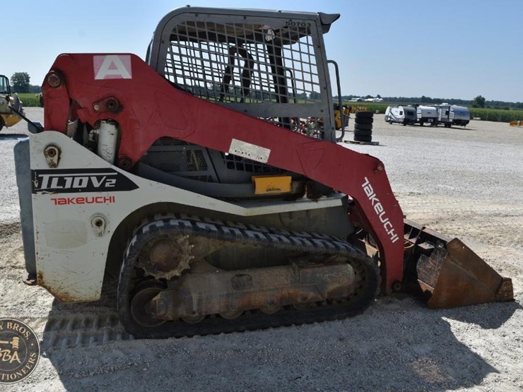 takeuchi-tl10v2-image-22
