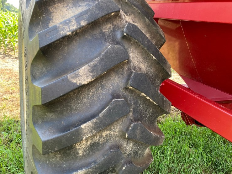 brent-678-grain-cart-image-22