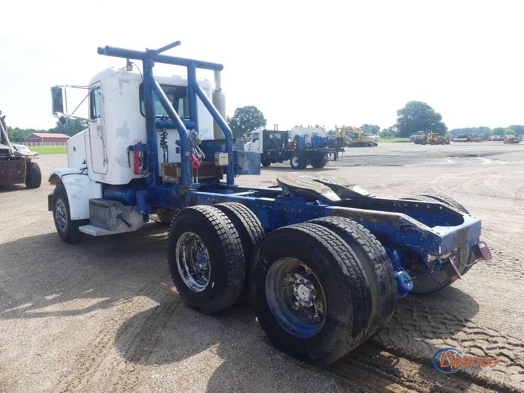 1990-peterbilt-378-image-3