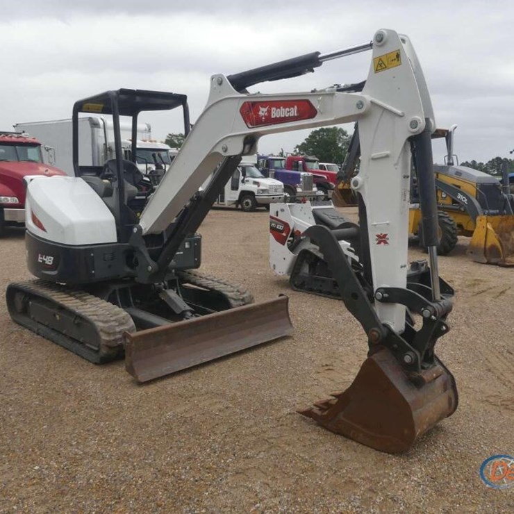 2024 BOBCAT E48