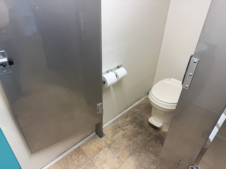1992-pace-restroom-trailer-image-18