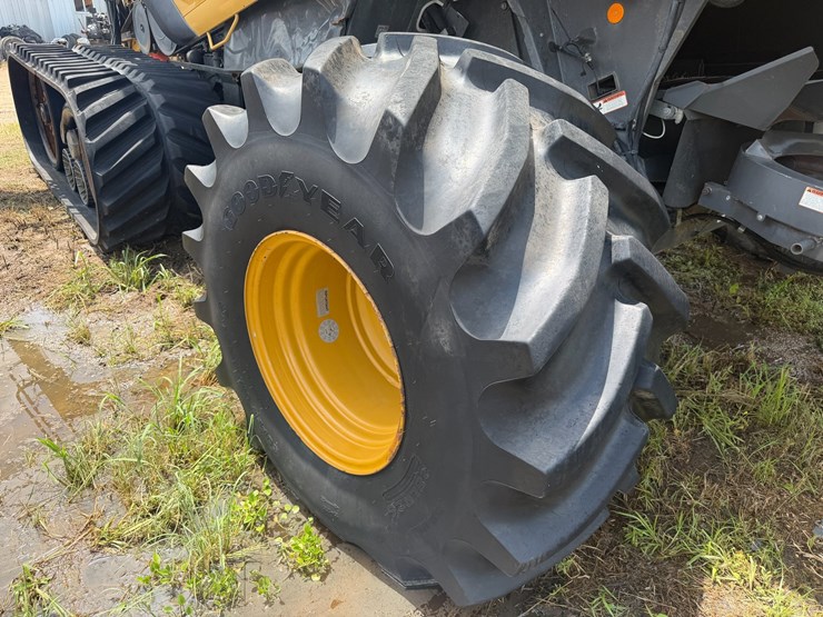 claas-lexion-760-image-7