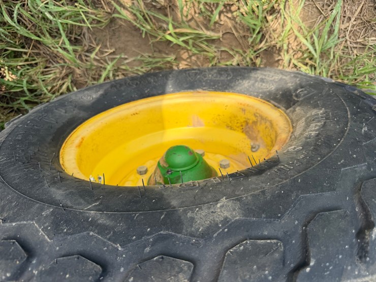 john-deere-40-image-9