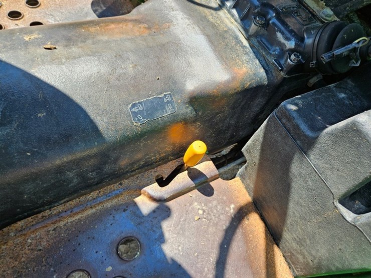 john-deere-5205-image-39