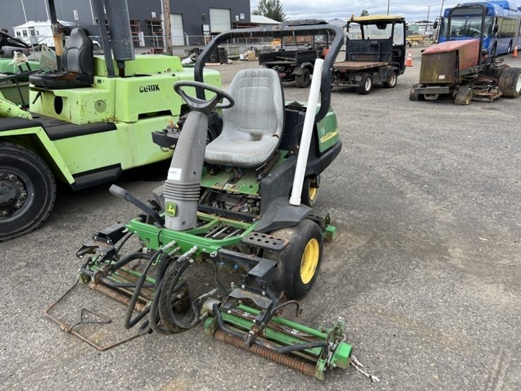 john-deere-2500a-image-1