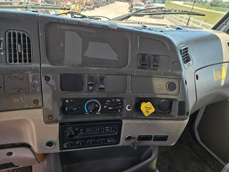 2006-caterpillar-c13-image-68