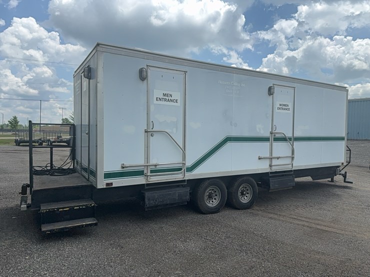 1992-pace-restroom-trailer-image-43