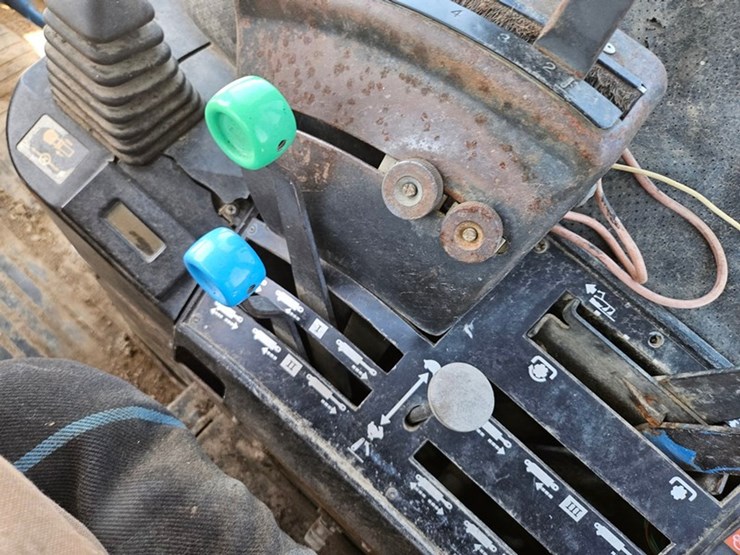 ford-8630-image-31