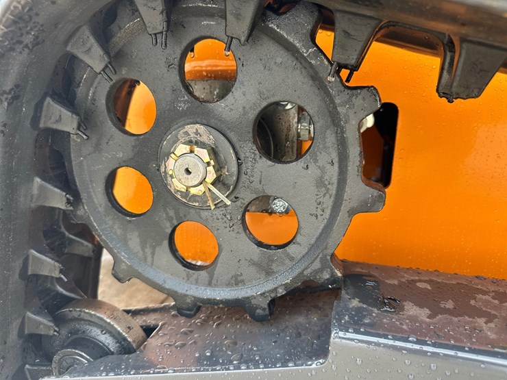 #5041-•-arteer-qb-480-mini-skid-steer-image-29